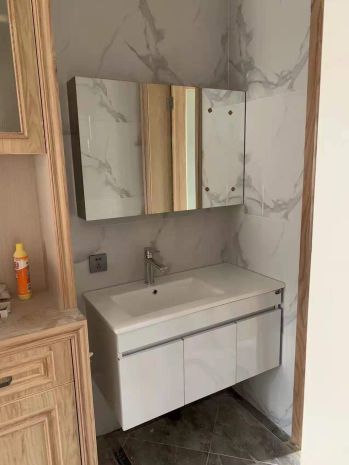 Cho thuê nhà hai cửa đi, mới, hoàng cầu, 100m2x 4t vỉa hè 6990426