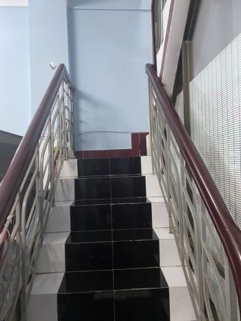 Bán nhà phú nhuận hxh 70m2 3 tầng ngang 4m nở hậu 4 pn phan 6991021