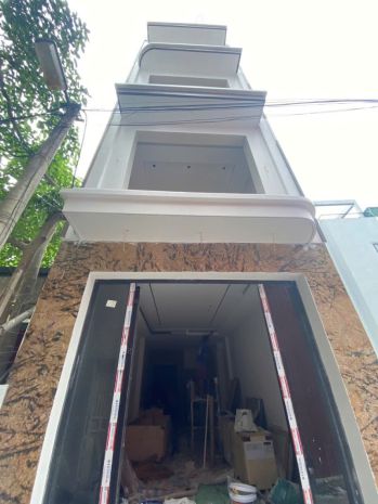 Bán nhà mới 6 tầng  phố trạm, long biên  40m²  mặt tiền 6991137