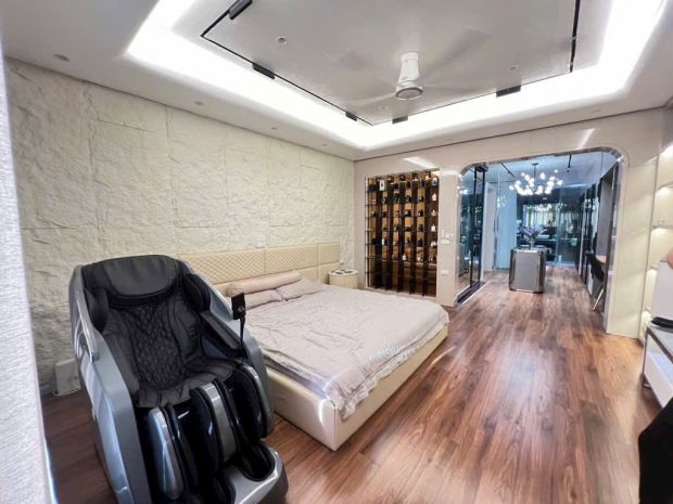 Siêu hiếm, bán nhà đội cấn, 7 tầng thang máy, ô tô vào nhà, 6991161