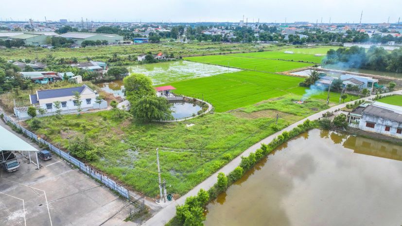 Bán lô đất đẹp ngay trung tâm bến lức  giá cực hợp lý, s 6991898