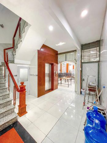 Nhà đẹp  vị trí kim cương trên mặt tiền hà huy giáp  16 6991972