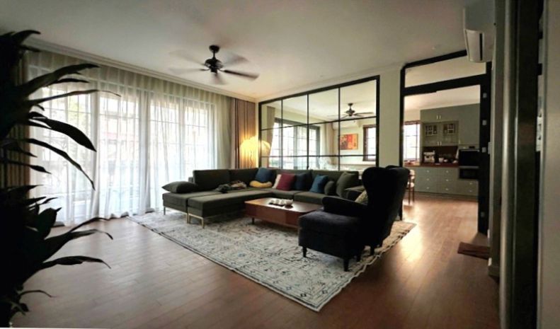 Bt sân vườn siêu đẹp  lô góc 2 mặt ô tô tránh  mt 10m 6992206