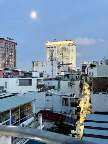 Nhà hxh đường nam kỳ khởi nghĩa  phường 7 quận 3 cũ. 6993471