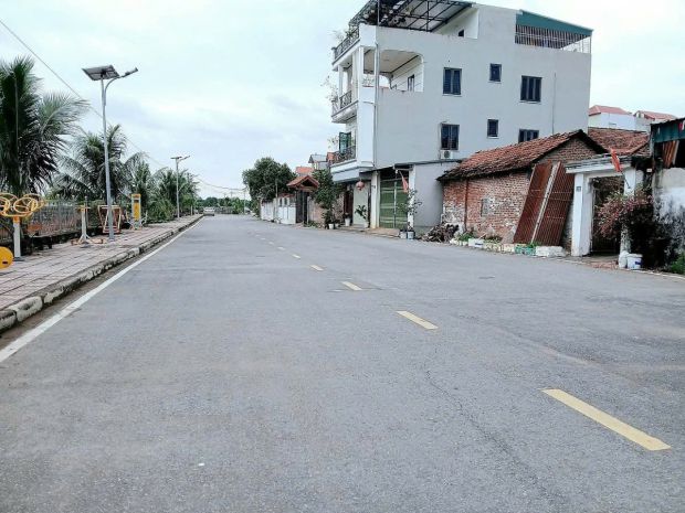 Đạn phượng . duy nhất 45m ô tô  tránh trước nhà  .ngõ thông 6993536