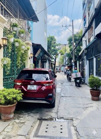 Giáp ngã tư âu cơ  lạc long quân  hxh thông  2 tầng 6994830