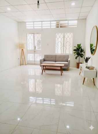 Giáp ngã tư âu cơ  lạc long quân  hxh thông  2 tầng 6994834