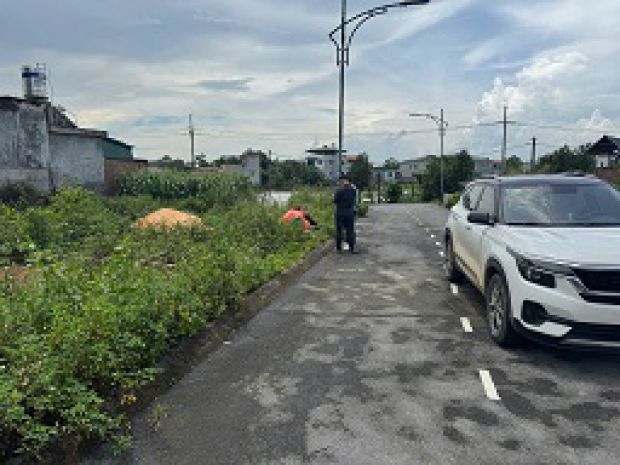 Chính chủ cần tiền gấp bán nhanh lô đất đẹp gần hồ chỉ 2 tỷ 6996142