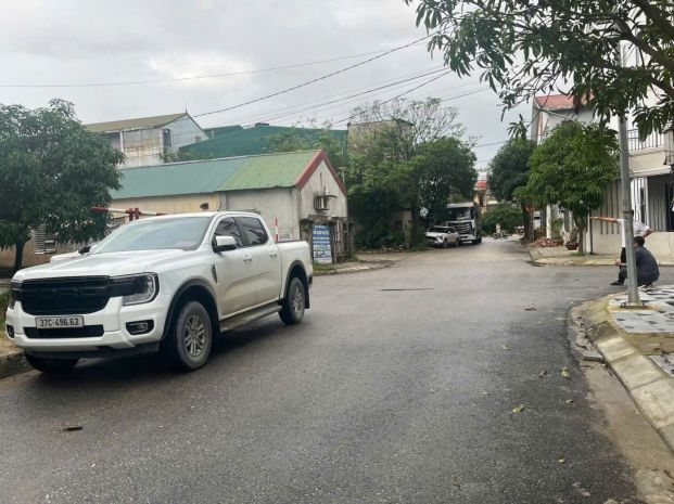 Nhà đẹp - giá tốt- cần bán căn nhà lô góc ở yên hòa, p. 6996228