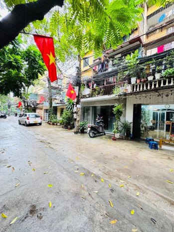 Tập thể thành công tầng 1 dt 50m giá 5,350 tỷ,tương lai mở 6996540