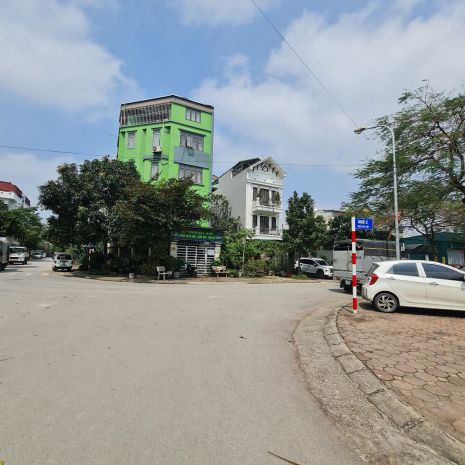 80m2 đất đông dư, đường rộng có vỉa vè chỉ 7 tỷ x. lh 6996684