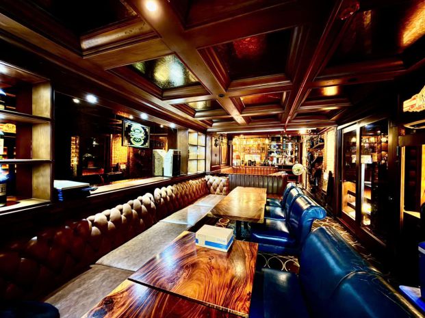 Cho thuê hầm trung tâm quận 1  277 lê thánh tôn, tp. hồ 6997388