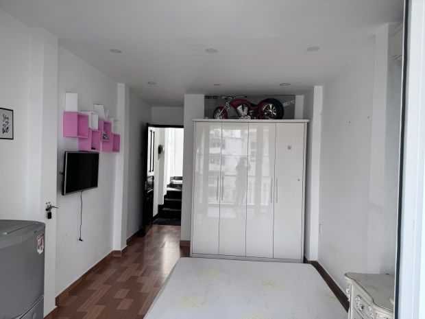 Cho thuê phòng ban công quận 3  full nội thất  chỉ xách 6997893