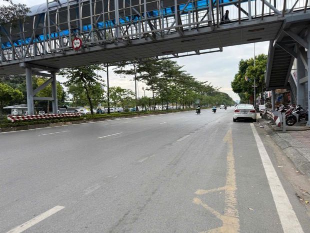 Bán nhà mặt phố ngô gia tự  81m²  mặt tiền 4m  vỉa hè 6998031