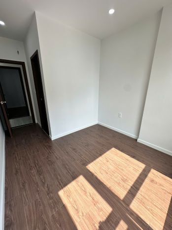 Cho thuê căn hộ khu bcons city 6998219