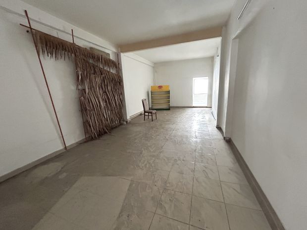 Chủ sỡ hữu cho thuê nhà mặt tiền 176 kinh dương vương  bình 6998671