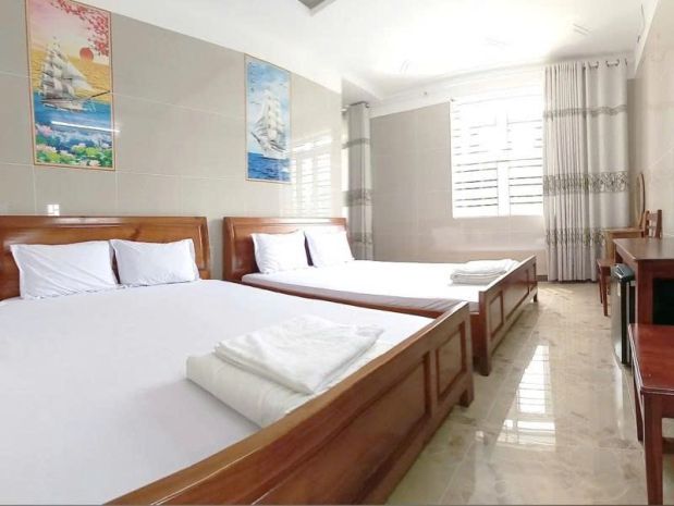 Bán khách sạn ngay big c go dĩ an  bình dương -124m² 6.2m 6999081