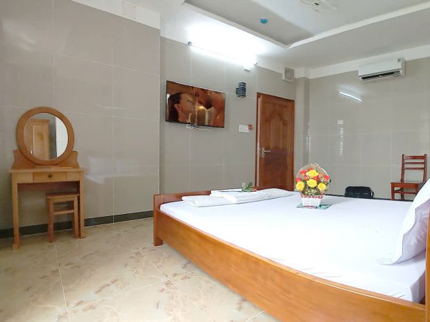 Bán khách sạn ngay big c go dĩ an  bình dương -124m² 6.2m 6999082