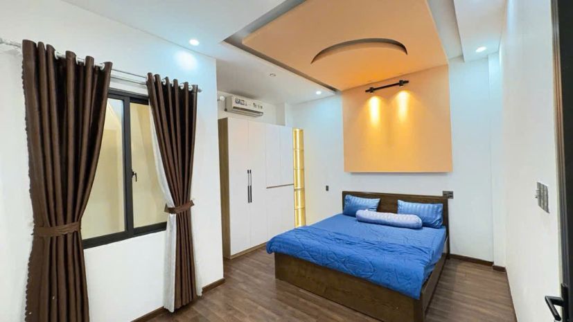 Cần bán nhà mới 3 tầng  vị trí vip nhất phố  kinh doanh 6999186