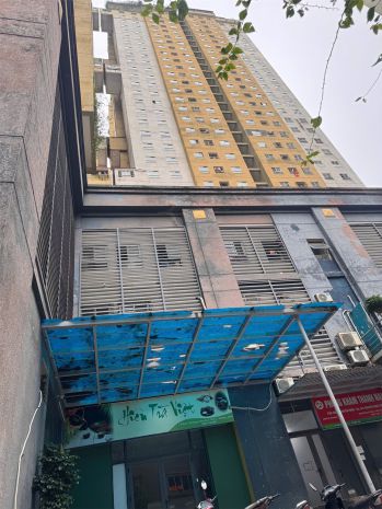 Cần chuyển nhượng mặt bằng thương mại dịch vụ chân đế shop 6999220