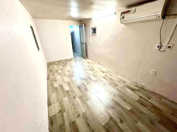 Bán nhà 2 tầng giá rẻ ngõ 106 lê lai  trung tâm thành phố 6999365