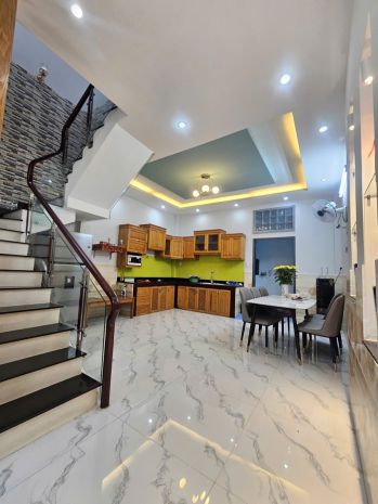 Siêu phẩm 2 tầng nhà mới kiên cố một trục liên khu 2-5, 6999636