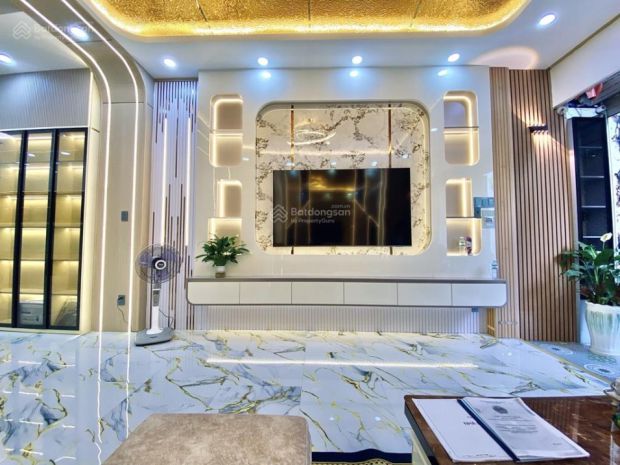 Nhà mới 3 lầu, dt 4x12.5m, đường xe hơi, full nội thất, 6999688