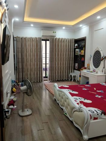 Nhà đẹp, mặt ngõ nguyễn khánh toàn, dt60m, mt 4m, 5 tầng, 7001787