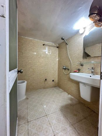 Nhà đẹp, hom đụng tiền, gia chủ ở có lộc đi mua nhà to hết 7001918