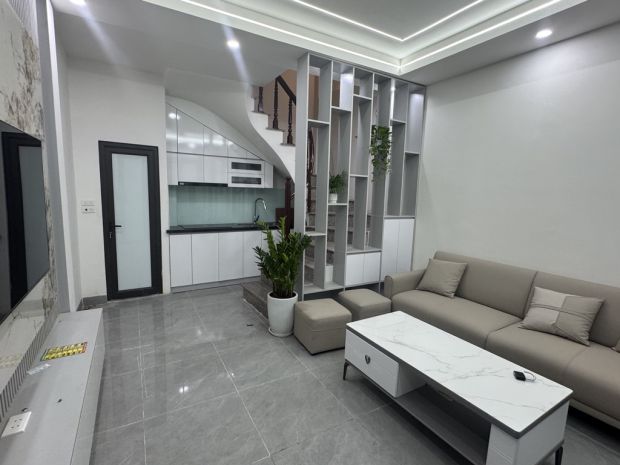 Nhà đẹp long lanh - full nội thất - gần phố - ngay ngã tư 7002527