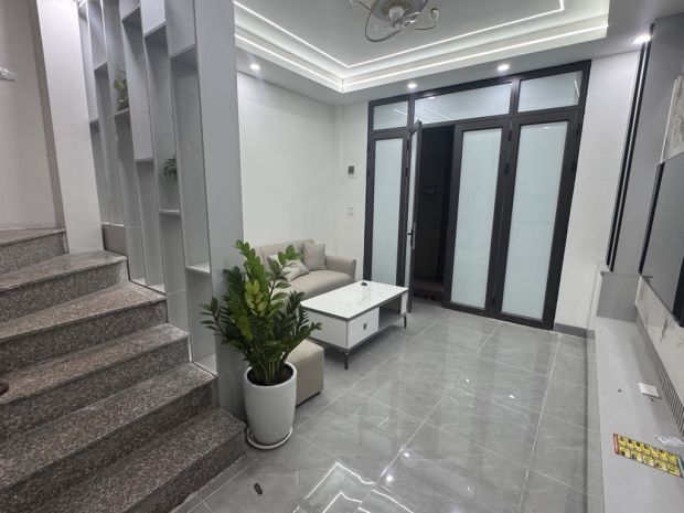 Nhà đẹp long lanh - full nội thất - gần phố - ngay ngã tư 7002528