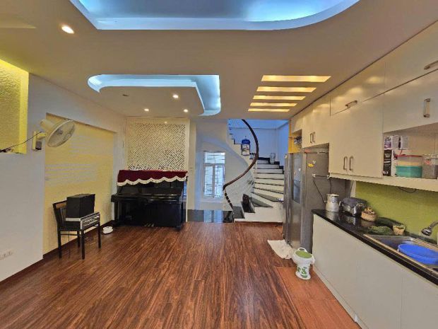 Nhà rộng quá - ô tô đỗ cửa - ai ở cũng tiện - tại phố yên hò 7003192