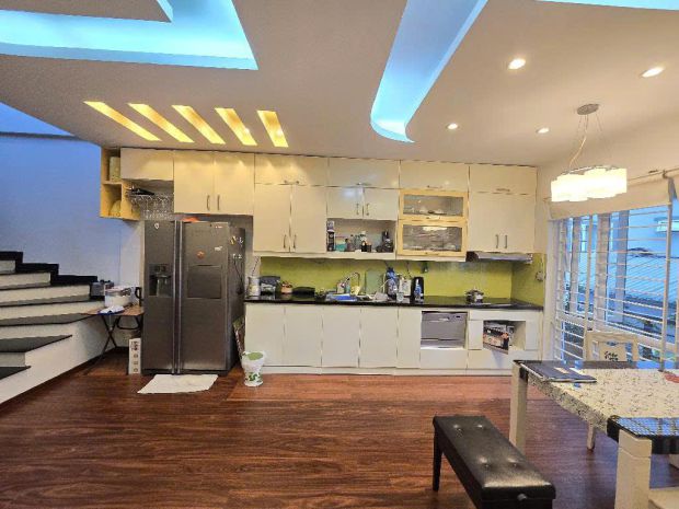 Nhà rộng quá - ô tô đỗ cửa - ai ở cũng tiện - tại phố yên hò 7003198