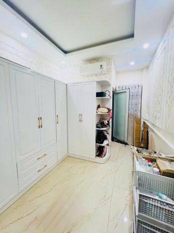 Nhà đẹp trung tâm q10  hòa hảo  nguyễn tri phương  5 7003468