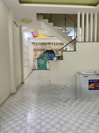 Bán nhà 2 tầng 4 x 13,6m  shr hẻm xe hơi  lâm thị hố, tân 7003626