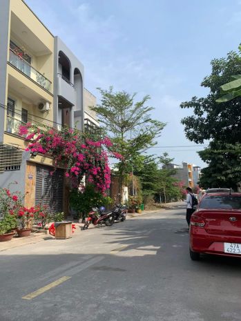 Chính chủ cần bán nhà 2 tầng hẻm 3 gác phường 8, quận 8 7004323