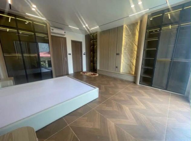 Ba đình- có nhà 6 tầng thang máy tại phố vĩnh phúc- dt 40m2 7005630