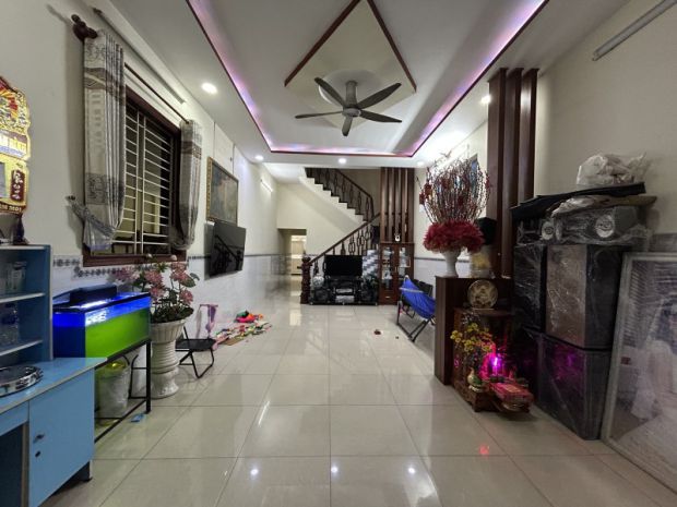 Bán nhà 2 tầng dĩan 176m²,shr đường ô tô,ngang khủng 7006364