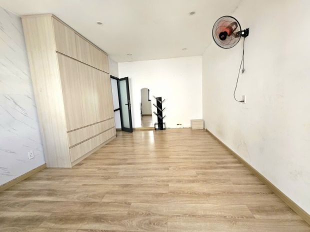 Căn góc hai mặt thoáng  hẻm ô tô vào tận nơi  tầm giá 5 7007175