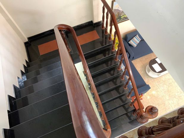 Cho thuê nhà 2 tầng mặt tiền nguyễn sinh cung tp huế 7007922