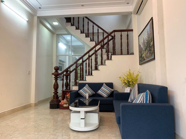 Cho thuê nhà 2 tầng mặt tiền nguyễn sinh cung tp huế 7007924