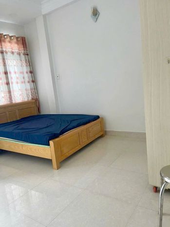 Nhà vị trí đẹp 2 lầust 354 âu dương lân p.chánh hưng 7009318