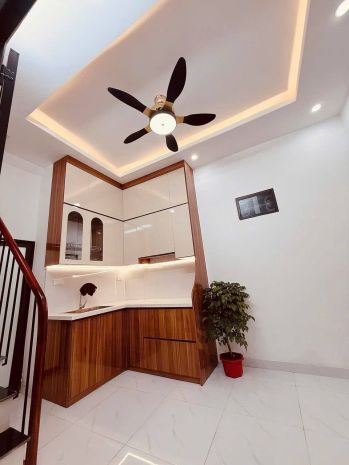 Chủ nhờ bán nhà đội cấn 18m2, 6 tầng, 4.98 tỷ, ba đình, sổ 7009394