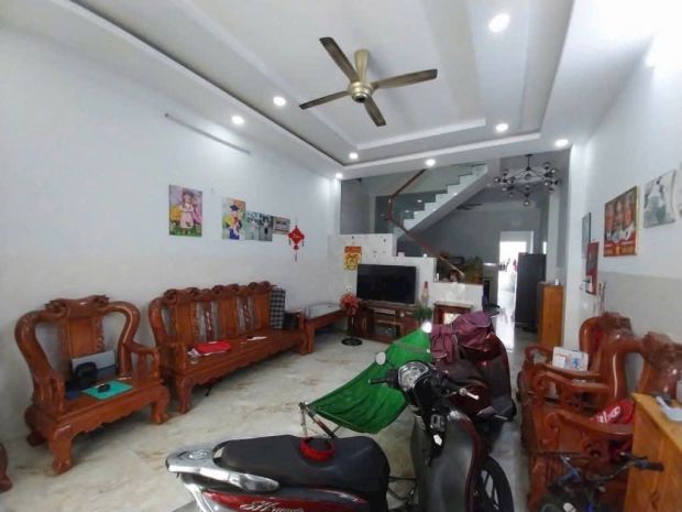 Bán nhà 5.2x32 mặt tiền tân chánh hiệp 26, q12  giảm 7009591