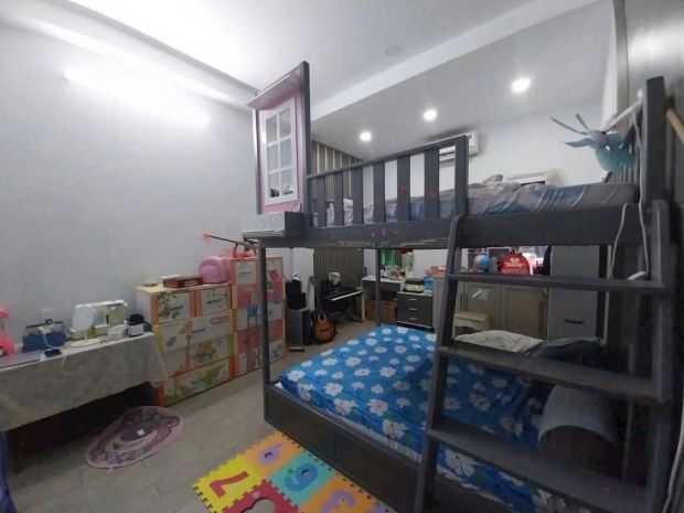 Bán nhà 5.2x32 mặt tiền tân chánh hiệp 26, q12  giảm 7009592