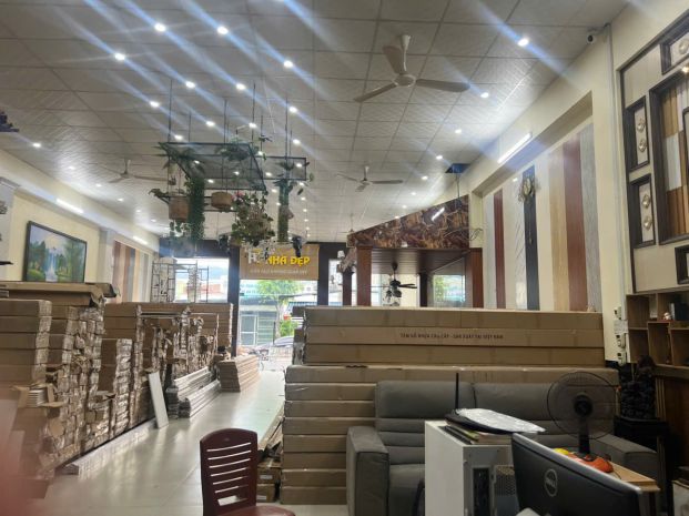 Vừa ở, vừa làm vp kd, showroom
bán nhà 3 tầng mặt tiên 7010087