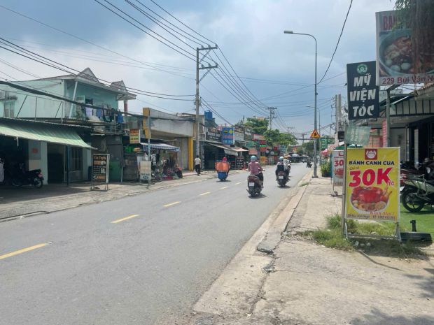 Bán nhà mặt tiền 10x36m giá 26,8 tỷ đường nguyễn ảnh thủ 7010621