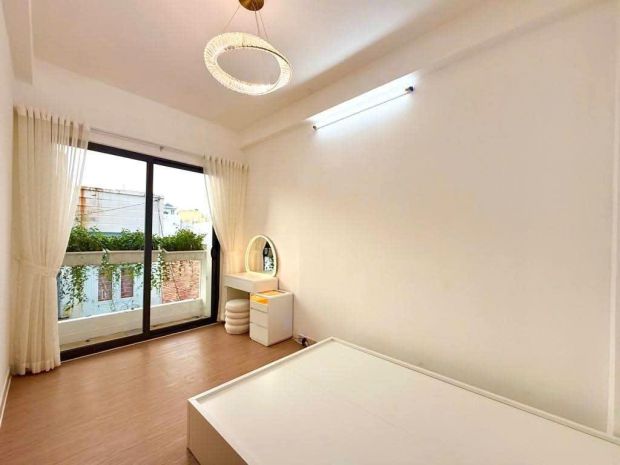 Bán nhà hẻm 1129 lạc long quân, phường 11, tân bình 5*16 7011094