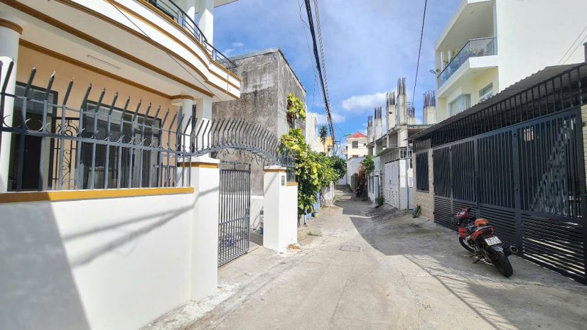 Nhà 2 tầng hẻm ô tô củ chi  gần biển  chợ vĩnh hải 7011674