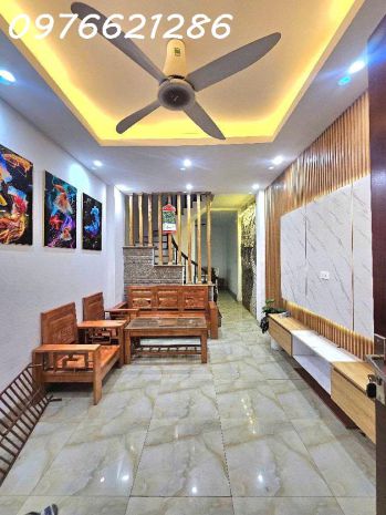 Bán nhà ngọc thụy 38m²  mt 4m  ô tô 7 chỗ đỗ cổng  gần ô 7013002